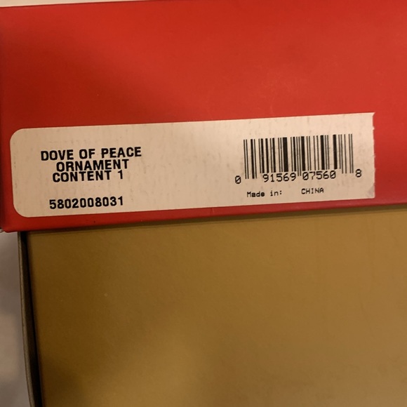 Wedgwood Christmas tree ornament dove in box - Picture 2 of 8